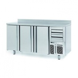 FRENTE MOSTRADOR REFRIGERADO  INFRICO MODELO FMPP 2000 II