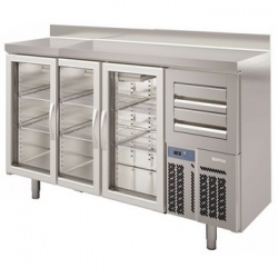 FRENTE MOSTRADOR REFRIGERADO   INFRICO MODELO FMPP 2000 CR 3 PUERTAS CON CRISTAL