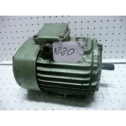 MOTOR TRIF. 1.5 CV 1500 RPM PATAS B3 220/380V GENERAL ELECTRIC G80/4 USADO Nº 20