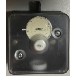PRESOSTATO P33AB-9200 JOHNSON CONTROLS0.8/6MBAR