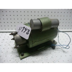 MOTOR MONOF. MEDIO PAR 0.25CV 1500 RPM PATAS B3 220V AFA MY632-4 B3 USADO Nº 148 EJE ACOPLAMIENTO ESPECIAL