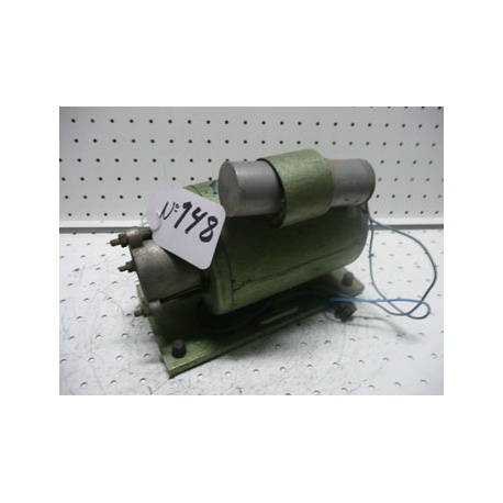 MOTOR MONOF. MEDIO PAR 0.25CV 1500 RPM PATAS B3 220V AFA MY632-4 B3 USADO Nº 148 EJE ACOPLAMIENTO ESPECIAL